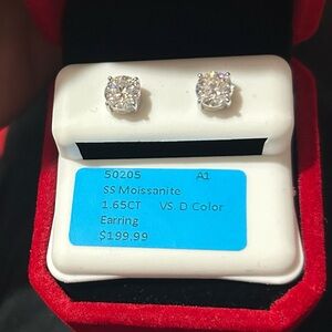 925 moissanite earring (1.65 CT)